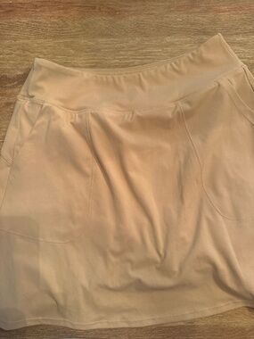 Pinspark women’s skort